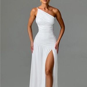 Elegant White One-Shoulder Dress